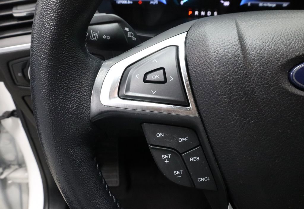 Certified 2023 Ford Edge Titanium image 28
