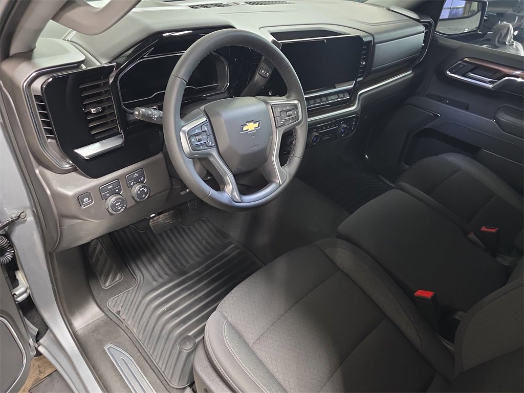 Certified 2025 Chevrolet Silverado 1500 LT image 15