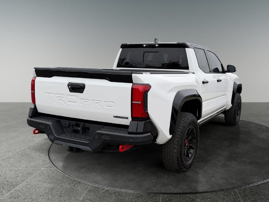 Used 2025 Toyota Tacoma TRD Pro AWD/4WD image 9