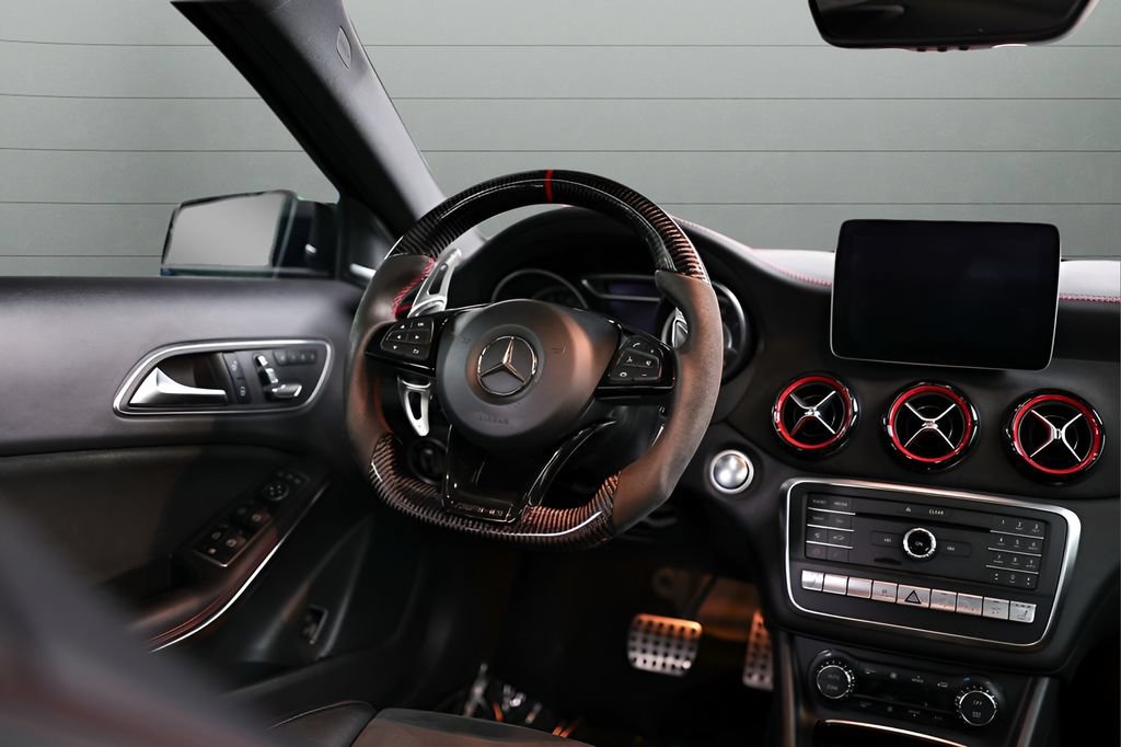Used 2018 Mercedes-Benz GLA 45 AMG 4MATIC image 35