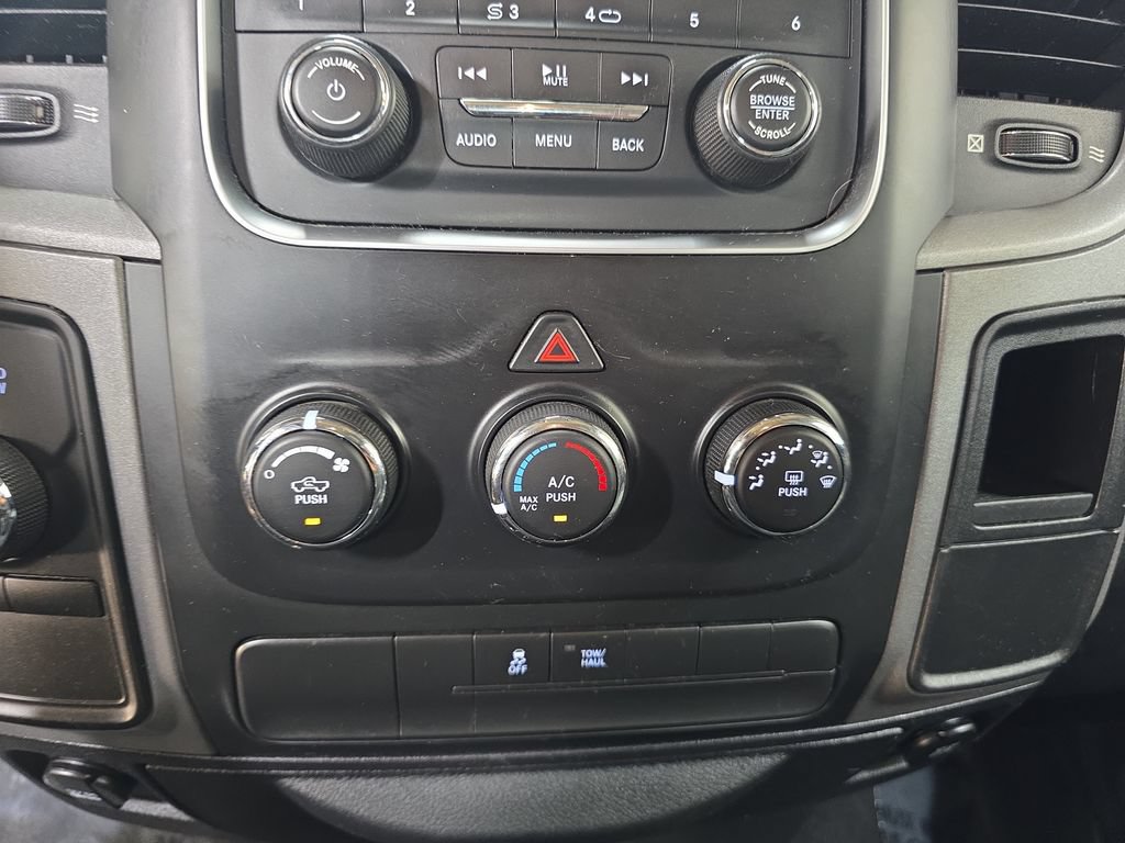 Used 2013 RAM 1500 Express AWD/4WD image 23