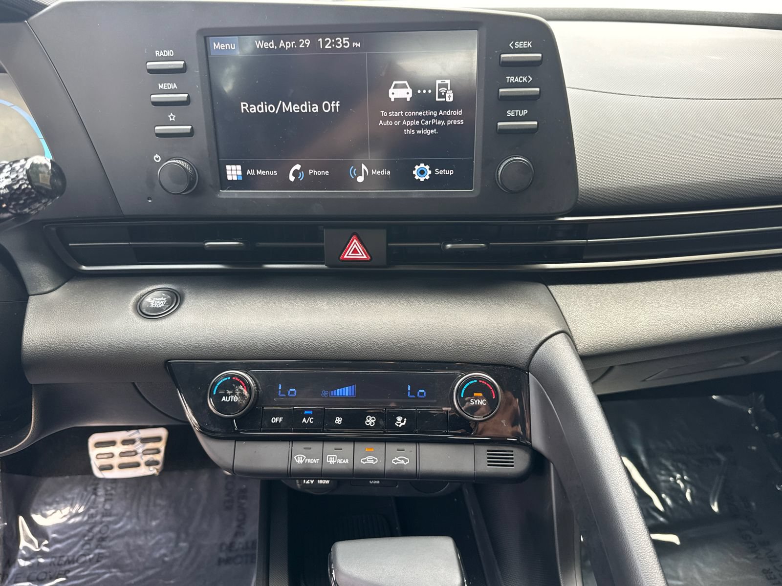 Used 2025 Hyundai Elantra Sport FWD image 28