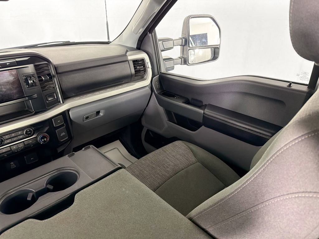 Used 2024 Ford F250 XLT image 22