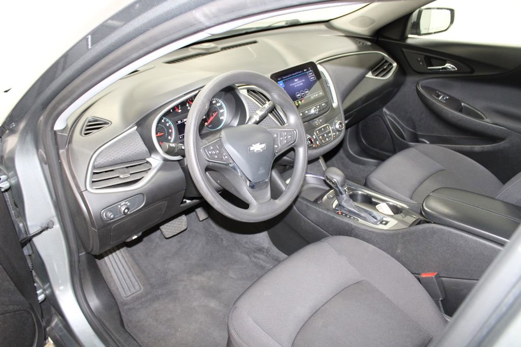 Used 2024 Chevrolet Malibu LT FWD image 21