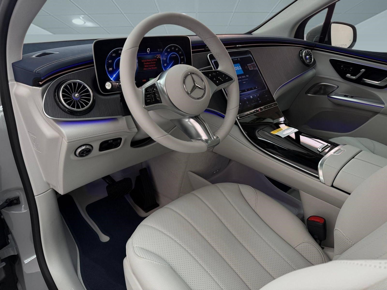 New 2027 Mercedes-Benz EQE 320 4MATIC SUV image 4