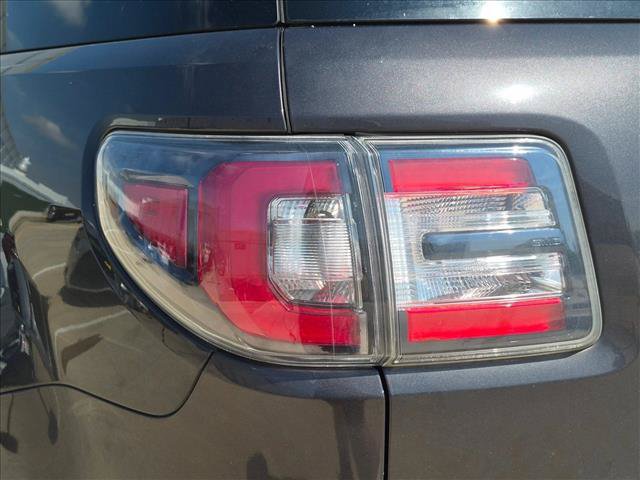 Used 2015 GMC Acadia SLE FWD image 13
