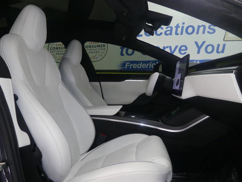 Used 2022 Tesla Model S Plaid AWD/4WD image 7