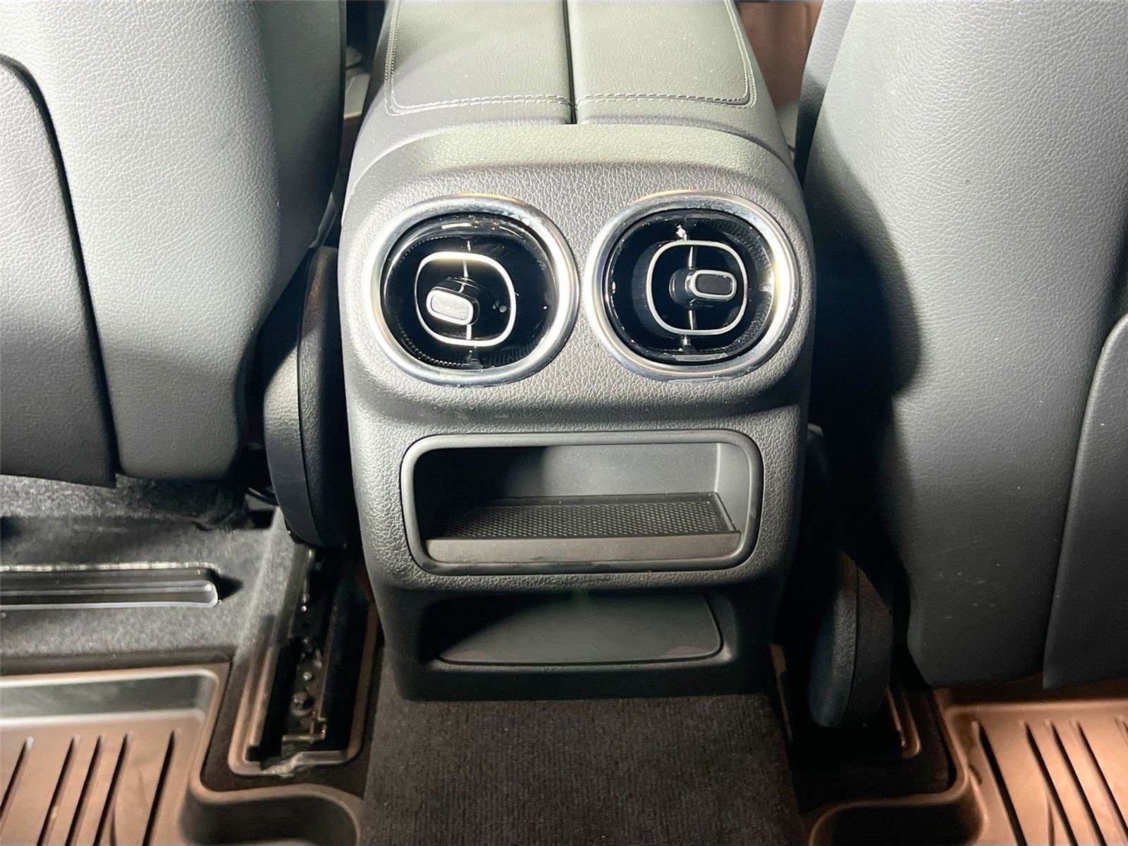 Certified 2026 Mercedes-Benz GLC 300 4MATIC image 23
