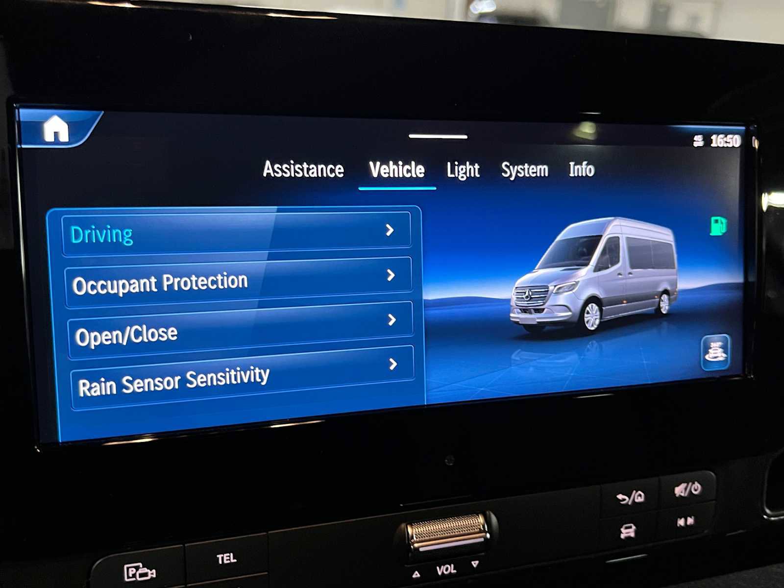 New 2026 Mercedes-Benz Sprinter 2500 image 37