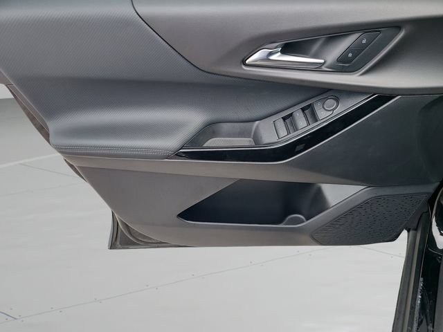 New 2027 Chevrolet Equinox LT FWD image 17