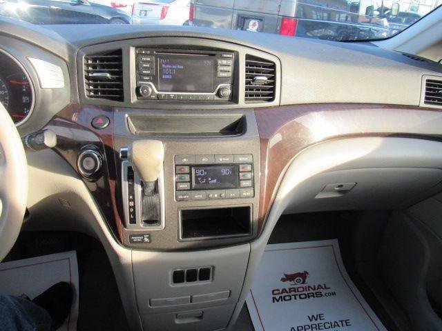 Used 2017 Nissan Quest SV image 19