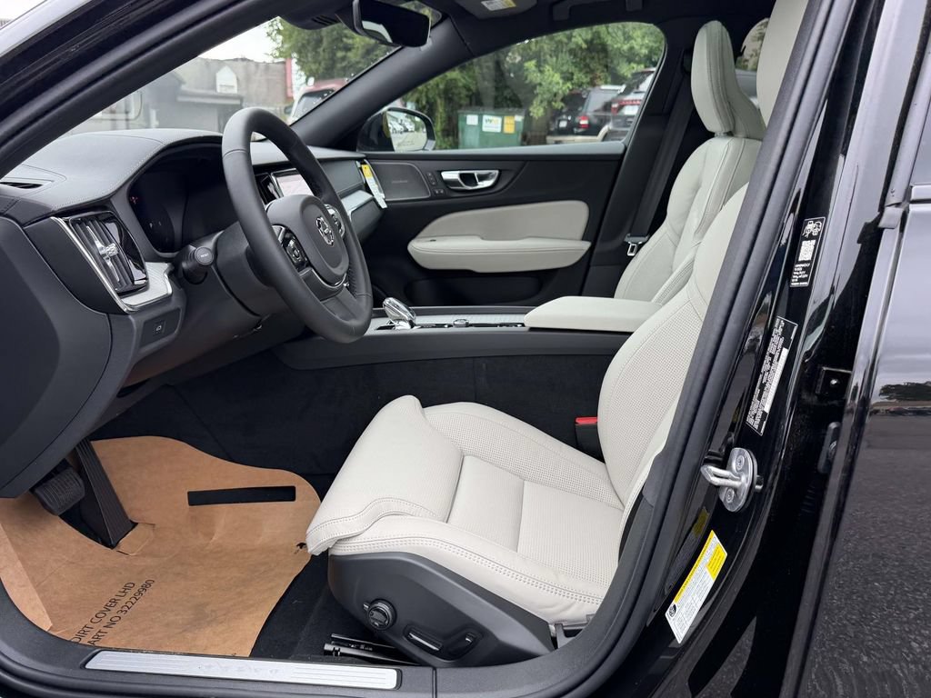 New 2026 Volvo V60 B5 Cross Country Ultra w/ Protection Package Premier AWD/4WD image 15