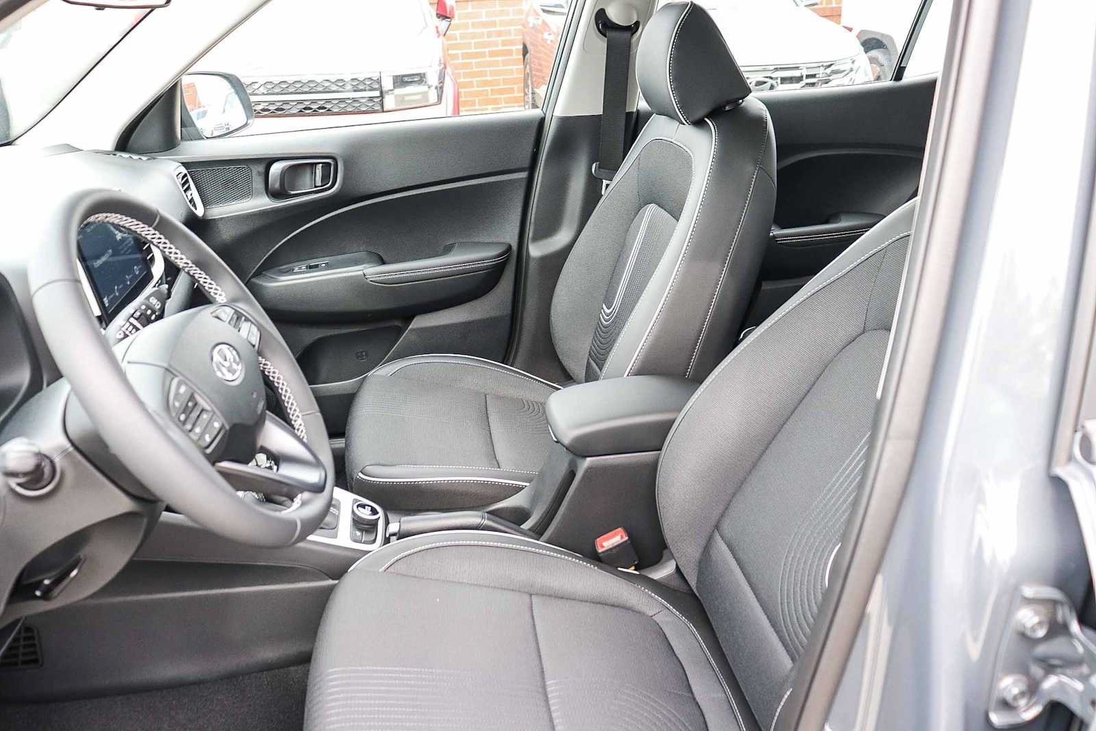 New 2026 Hyundai Venue SEL FWD image 24