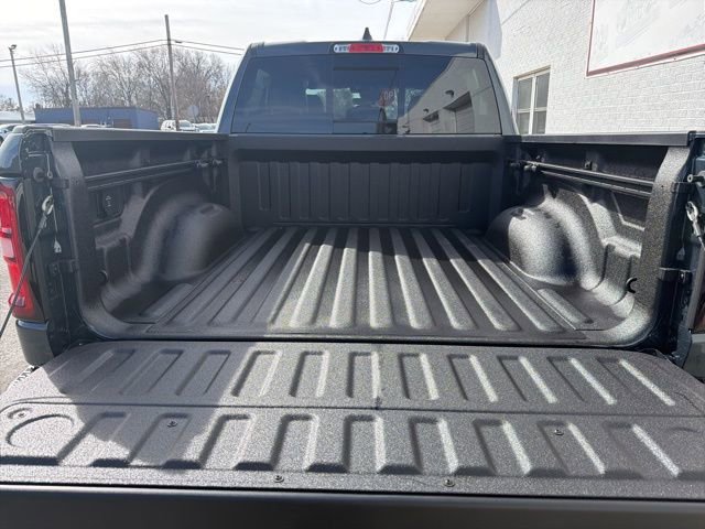 New 2026 RAM 1500 Classic Warlock image 9