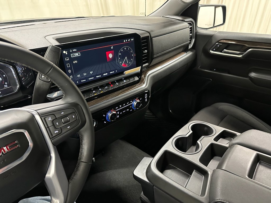 Certified 2024 GMC Sierra 1500 Elevation image 33