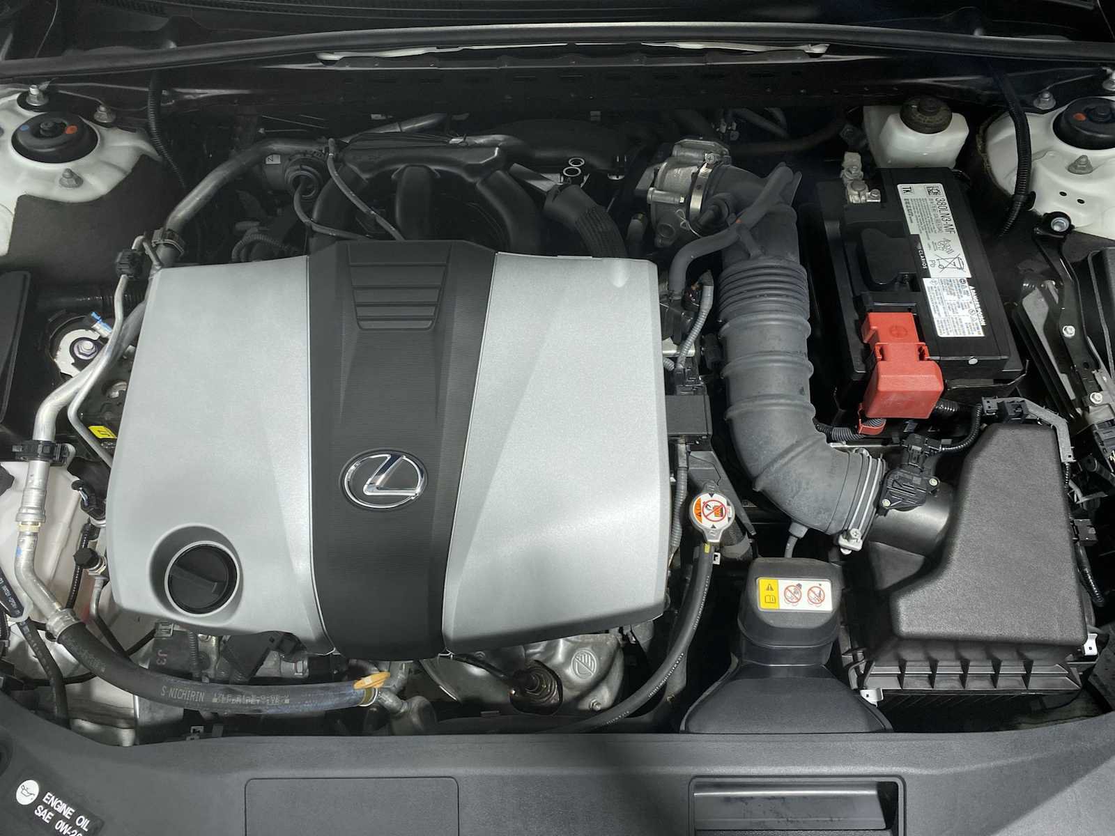 Used 2024 Lexus ES 350 w/ Premium Package FWD image 9