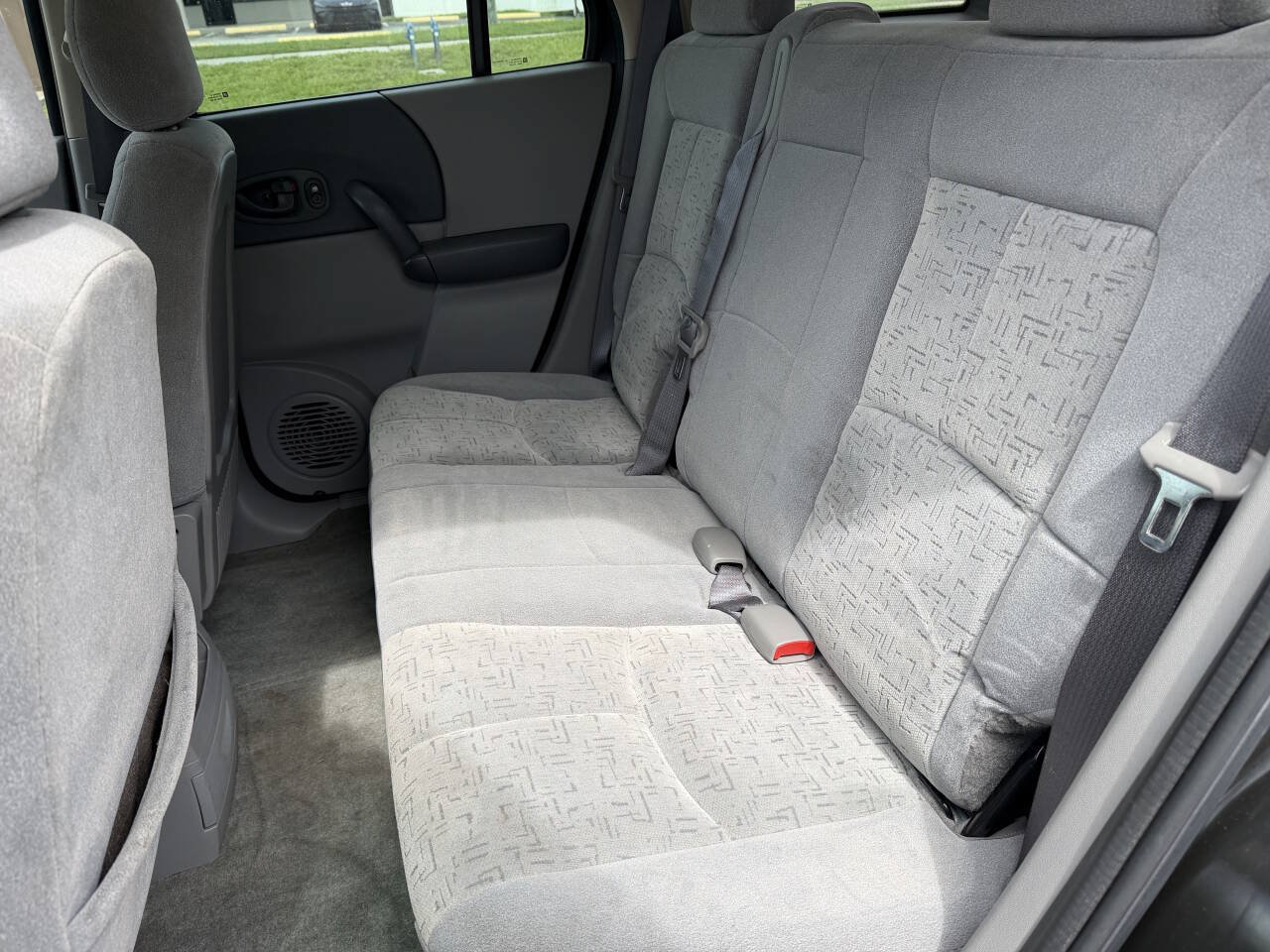 Used 2002 Saturn Vue AWD V6 image 13