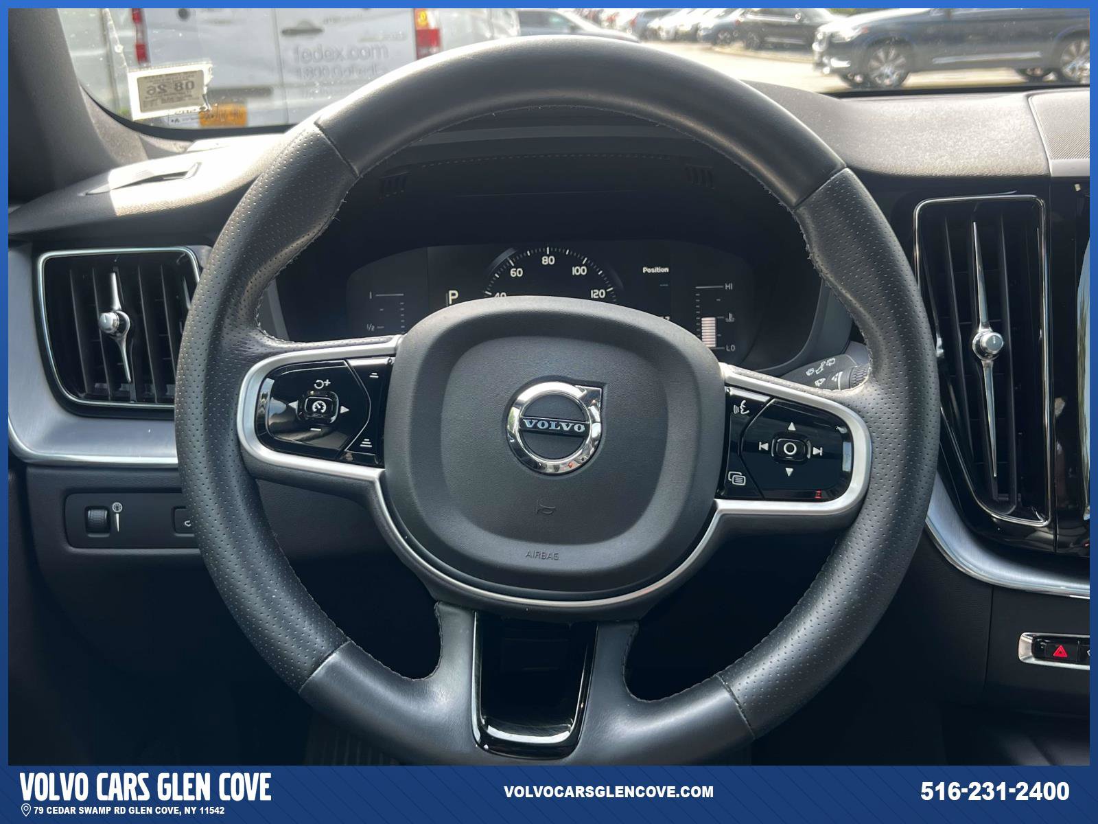 Used 2019 Volvo XC60 T6 Momentum w/ Premium Package AWD/4WD image 13