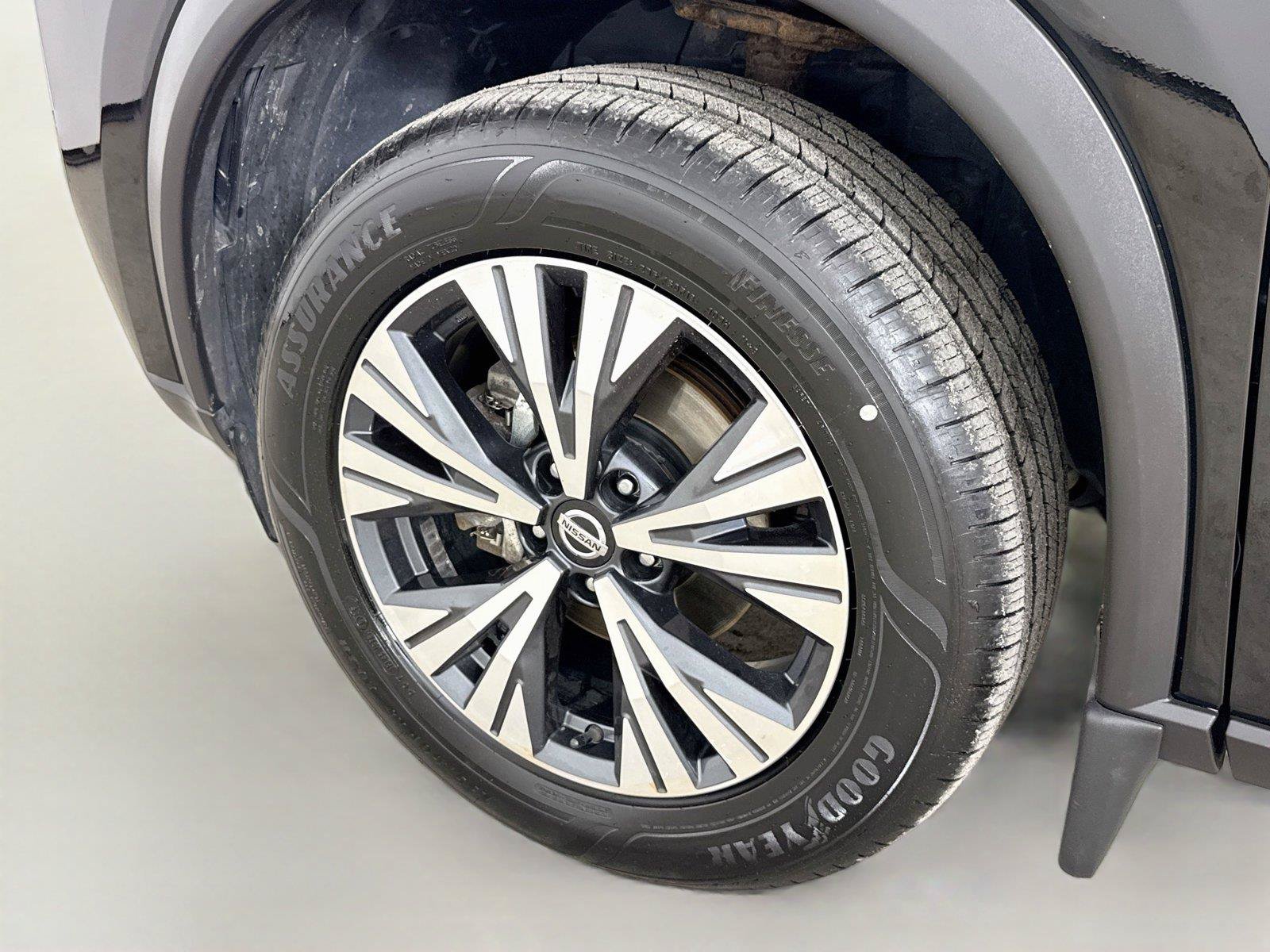 Used 2021 Nissan Rogue SV AWD/4WD image 30