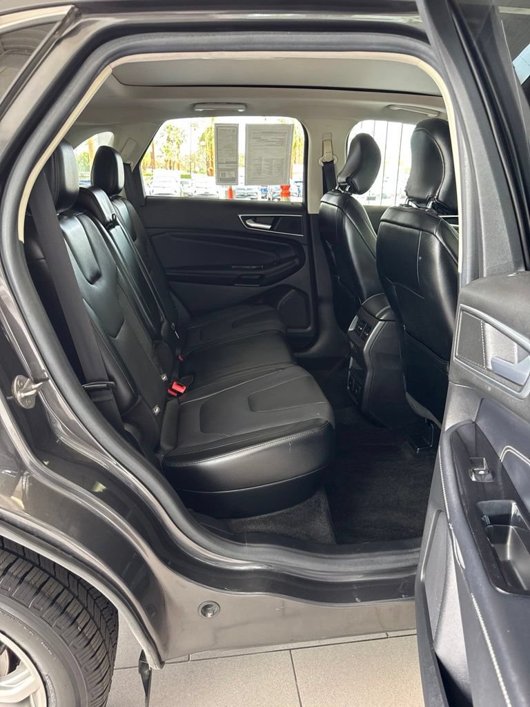 Used 2015 Ford Edge Titanium w/ Equipment Group 301A FWD image 7