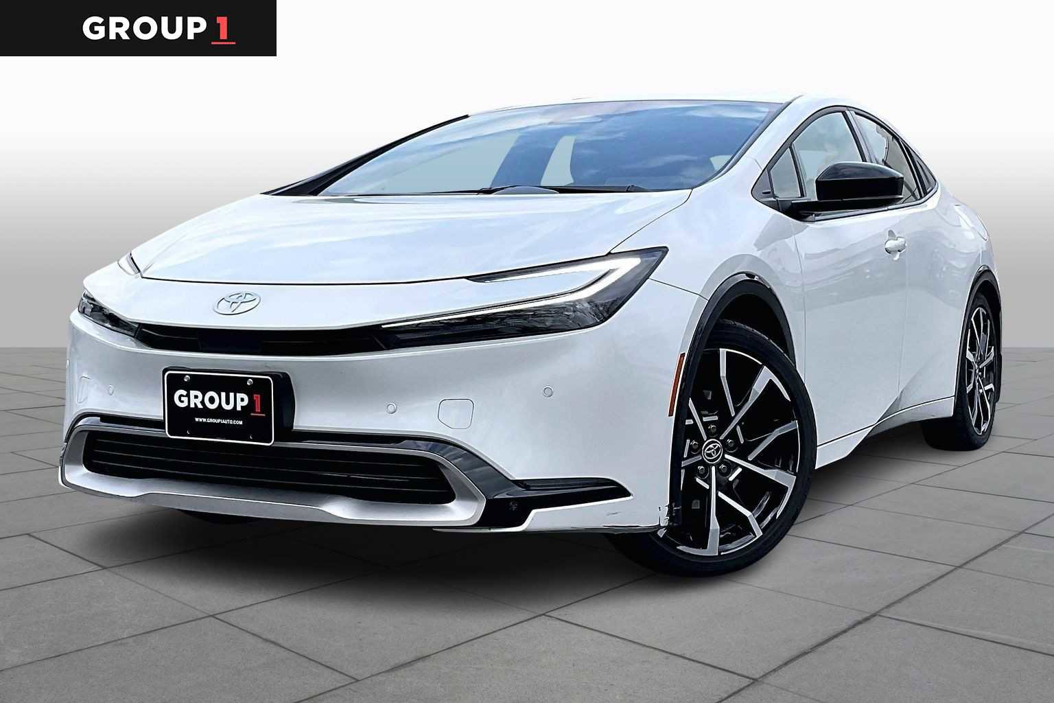 Used 2024 Toyota Prius Prime image 1