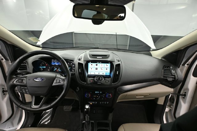 Used 2018 Ford Escape Titanium AWD/4WD image 19