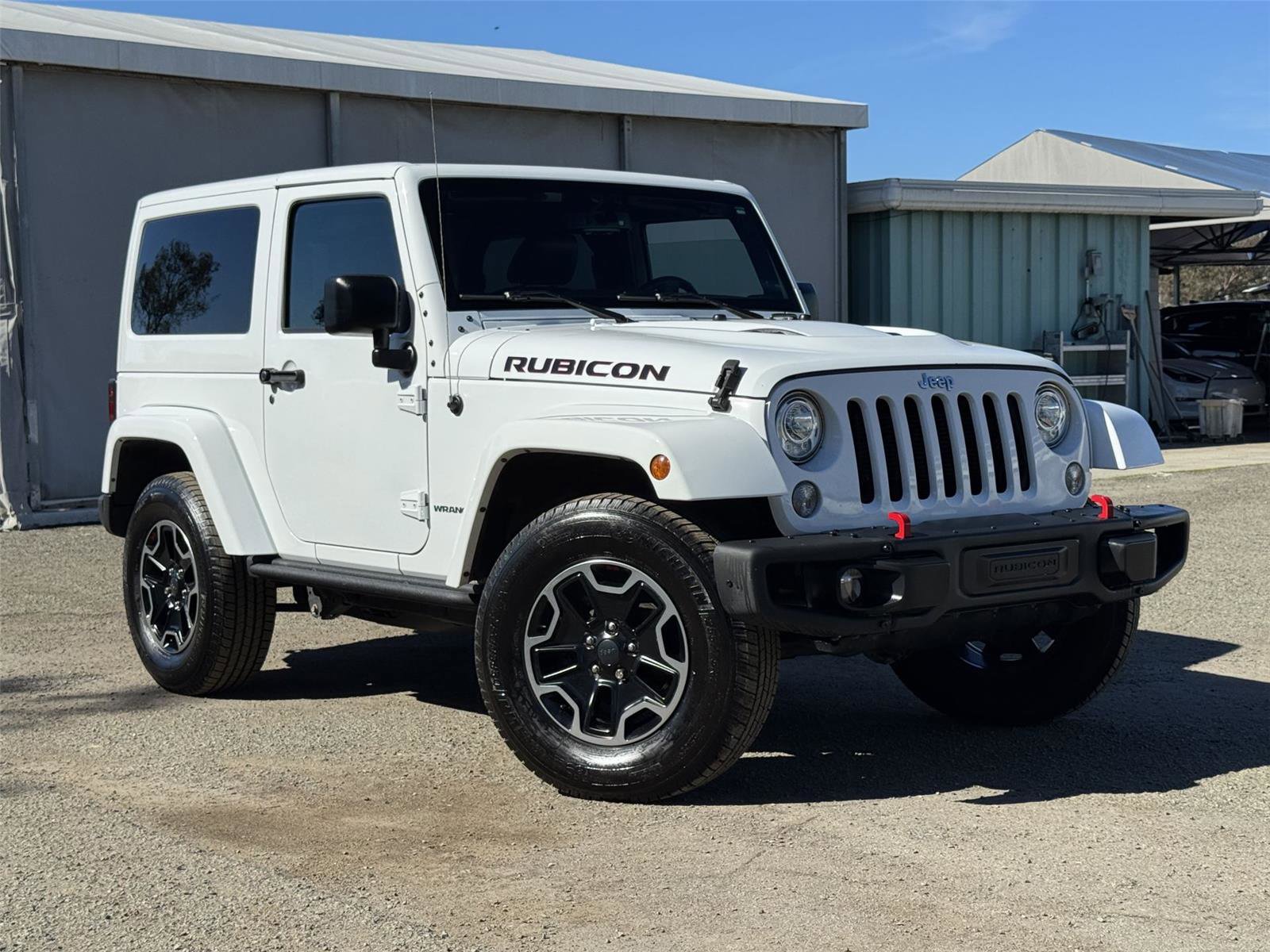 Used 2017 Jeep Wrangler Rubicon image 2