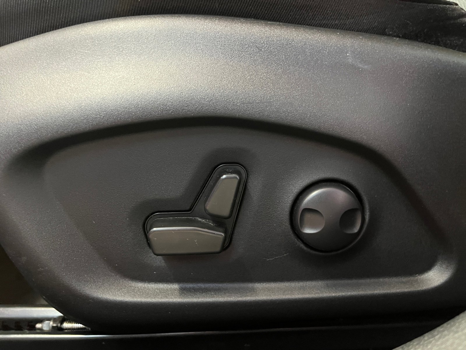 Used 2022 Jeep Compass Limited image 13