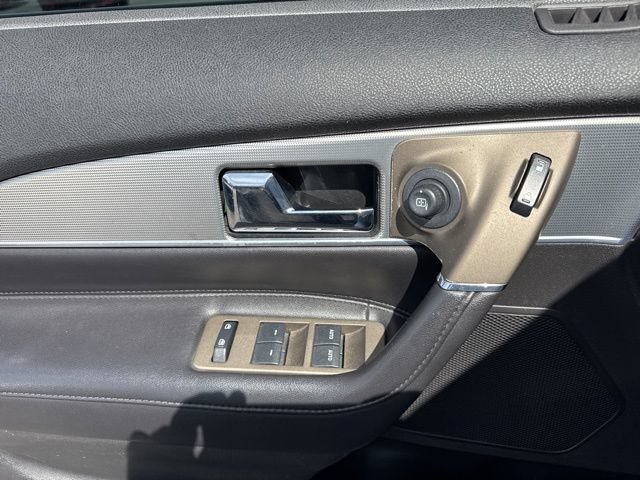 Used 2013 Lincoln MKX AWD image 17
