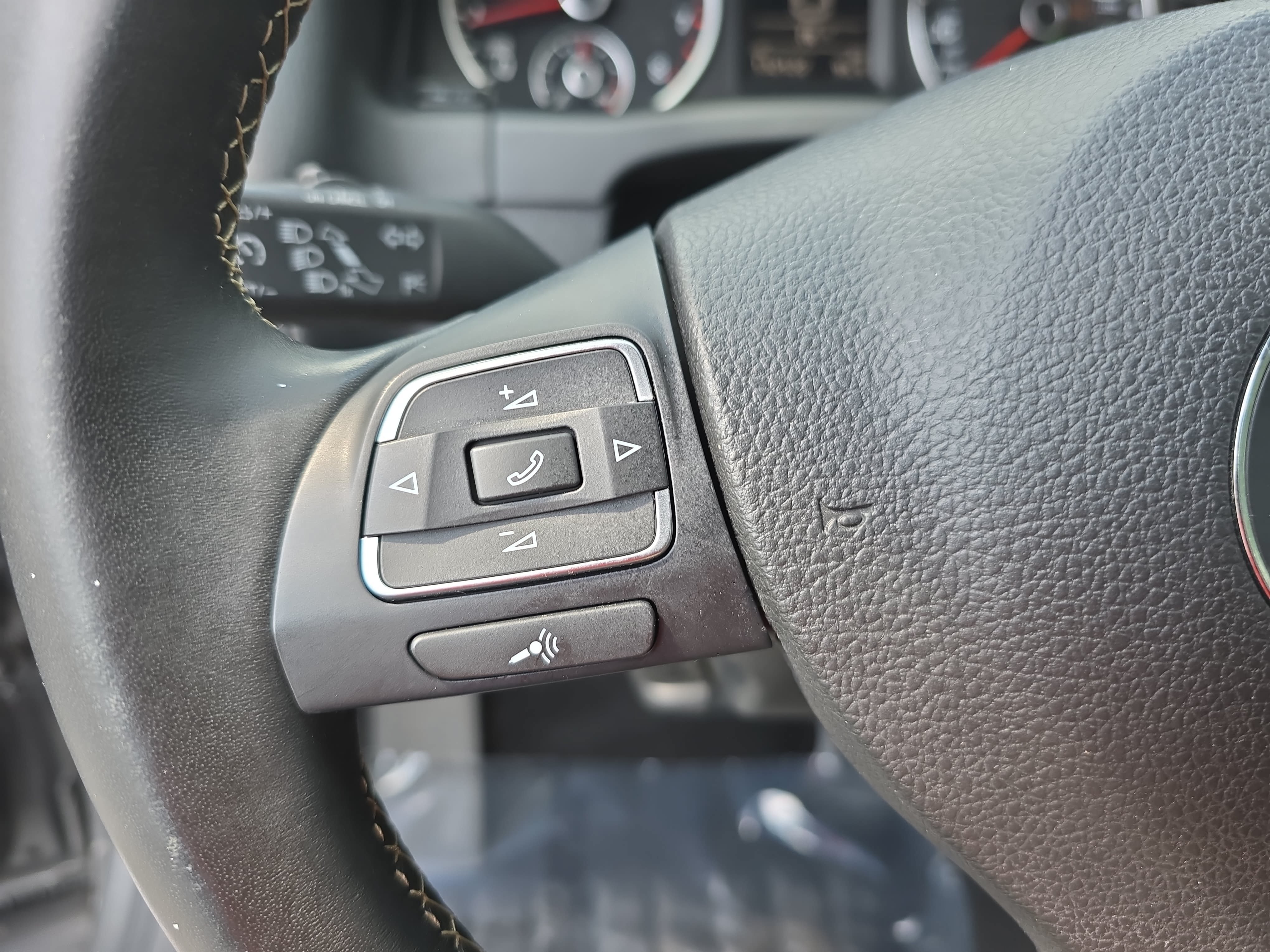 Used 2016 Volkswagen Tiguan S AWD/4WD image 16