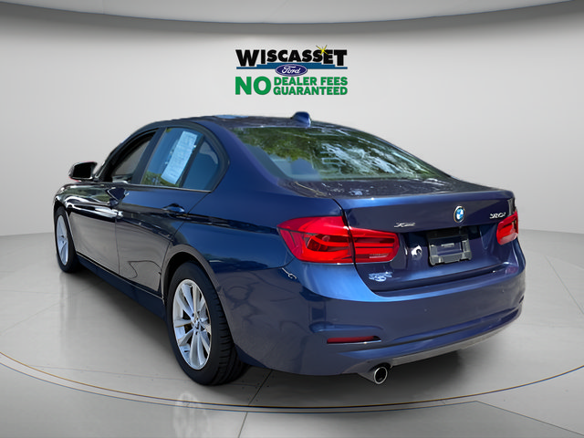 Used 2017 BMW 320i xDrive Sedan AWD/4WD image 24
