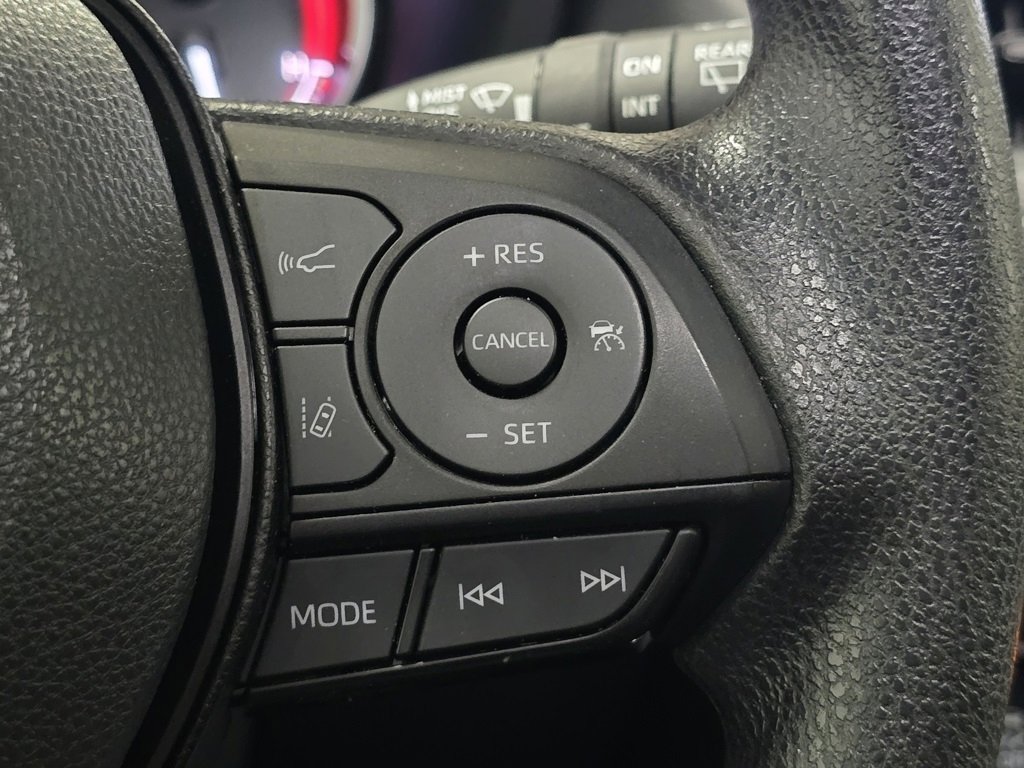 Used 2024 Toyota RAV4 XLE image 30