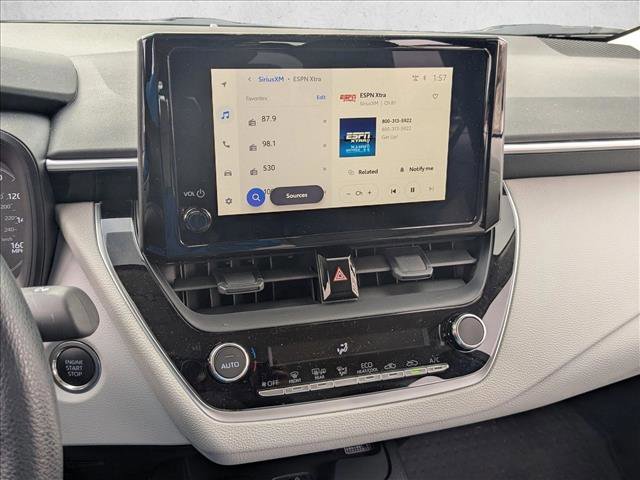 Used 2025 Toyota Corolla LE w/ LE Premium Package image 11