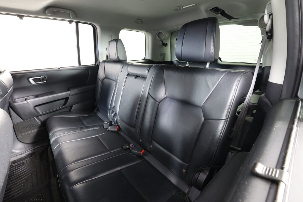 Used 2012 Honda Pilot Touring image 23