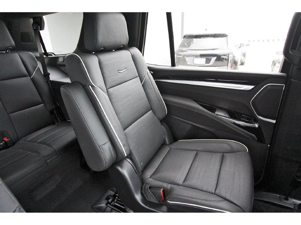 New 2027 Cadillac Escalade Sport w/ Touring Package AWD/4WD image 12
