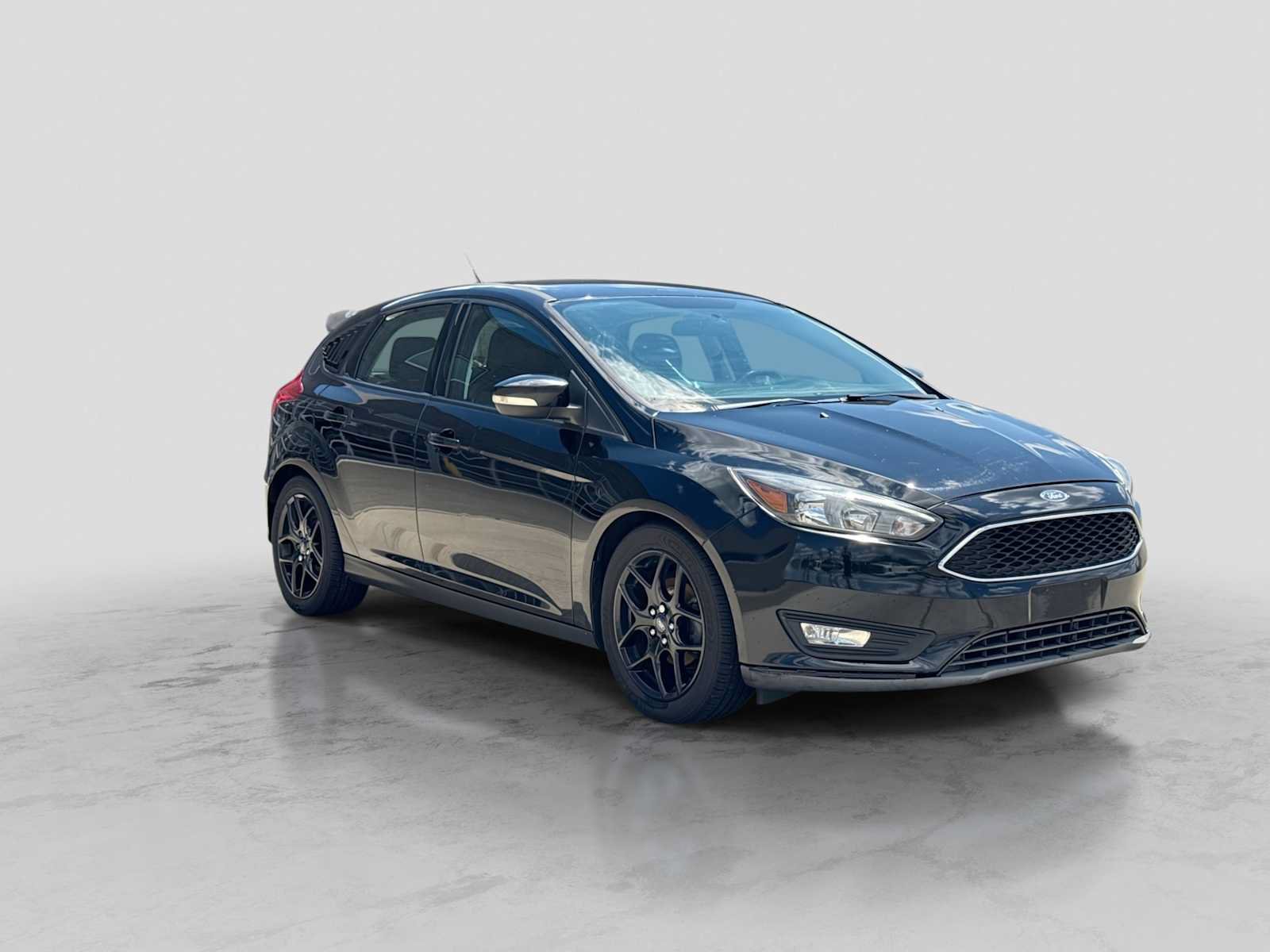 Used 2016 Ford Focus SE w/ Equipment Group 201A FWD image 8