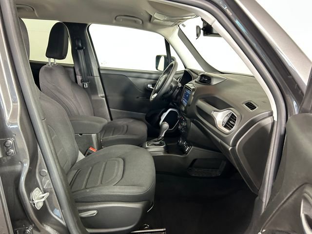 Used 2021 Jeep Renegade Latitude image 29