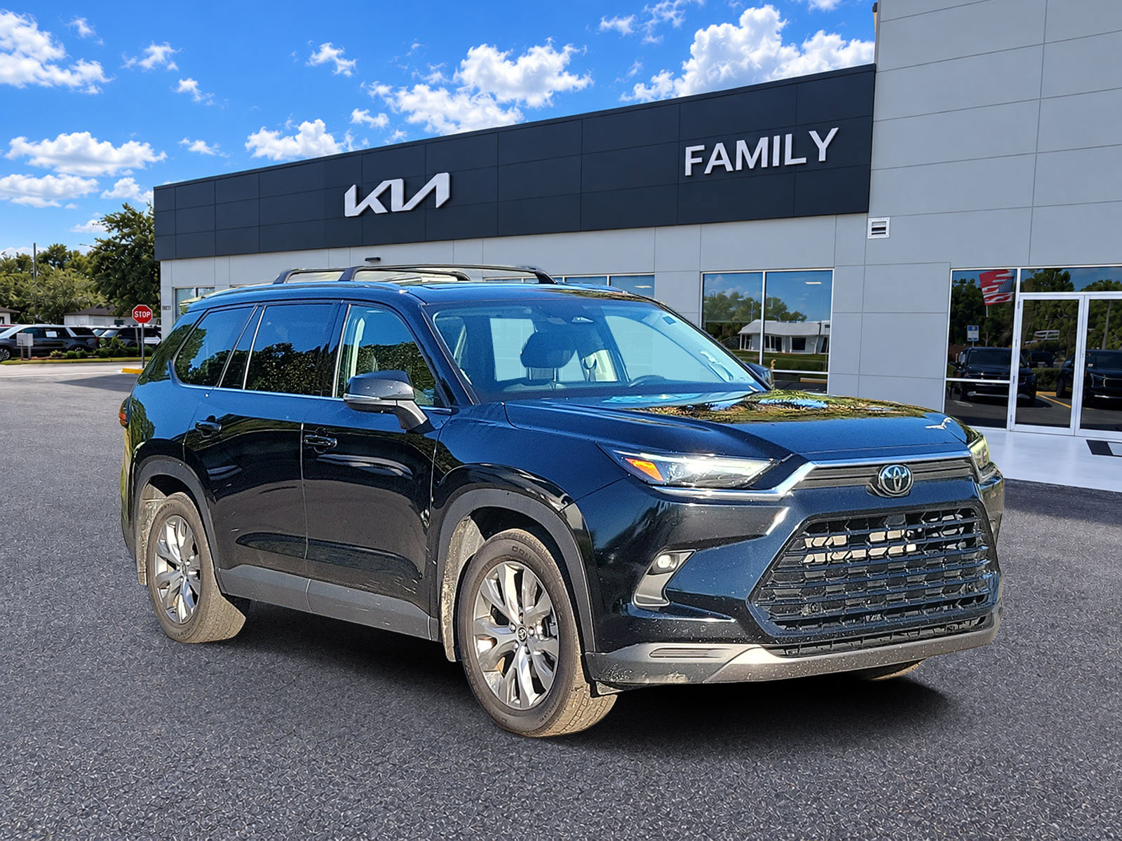 Used 2025 Toyota Grand Highlander AWD Hybrid 360° Tour