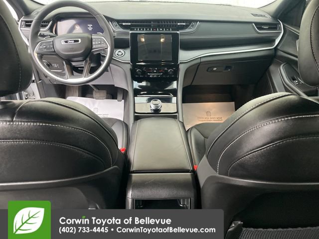 Used 2023 Jeep Grand Cherokee Altitude AWD/4WD image 22