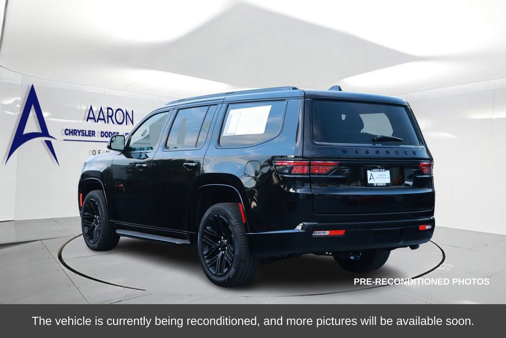 Used 2024 Jeep Wagoneer Series II image 2
