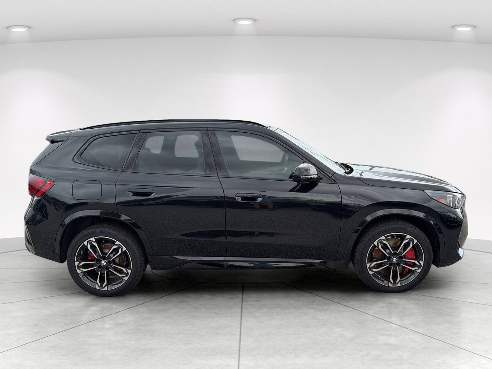 New 2026 BMW X1 xDrive28i w/ Technology Package AWD/4WD image 3
