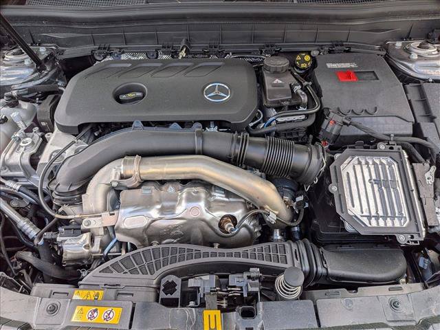 New 2026 Mercedes-Benz GLB 250 4MATIC image 18