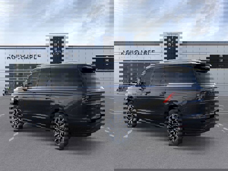 New 2026 Lincoln Navigator L Black Label image 4