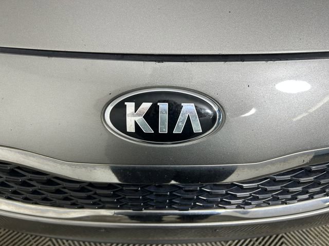 Used 2018 Kia Optima LX w/ 17" Alloy Wheels Package image 10