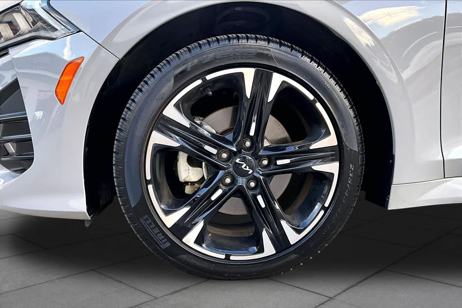 Used 2024 Kia K5 GT-Line w/ GT-Line Premium Package AWD/4WD image 11