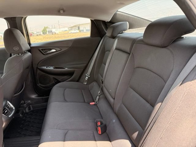 Used 2023 Chevrolet Malibu LT FWD image 17