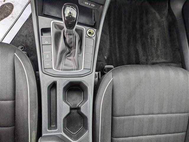 Used 2024 Volkswagen Jetta Sport image 24