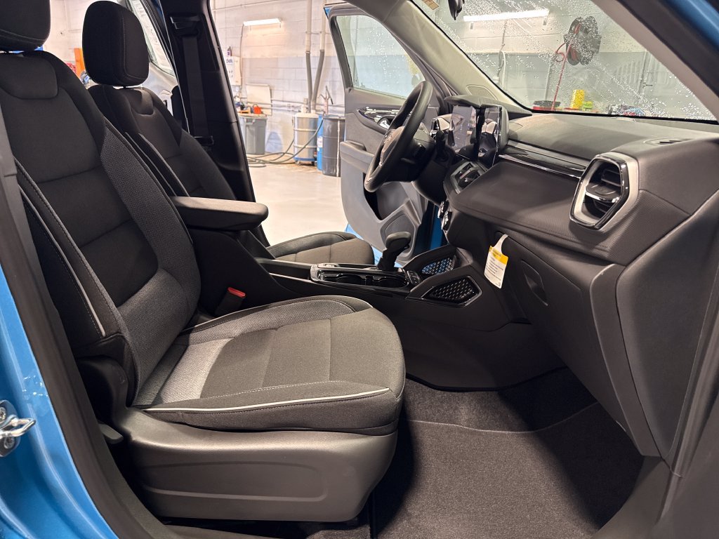 New 2026 Chevrolet TrailBlazer LS AWD/4WD image 24