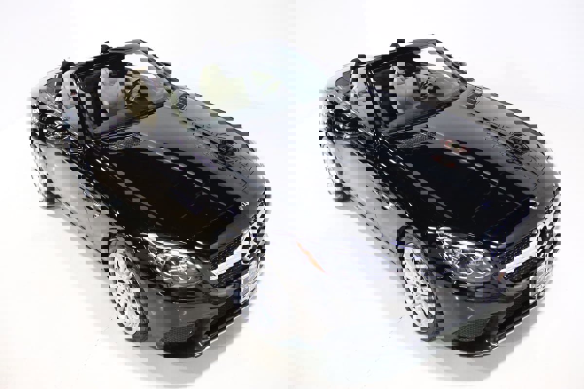 Used 2017 Mercedes-Benz SLC 300 image 24