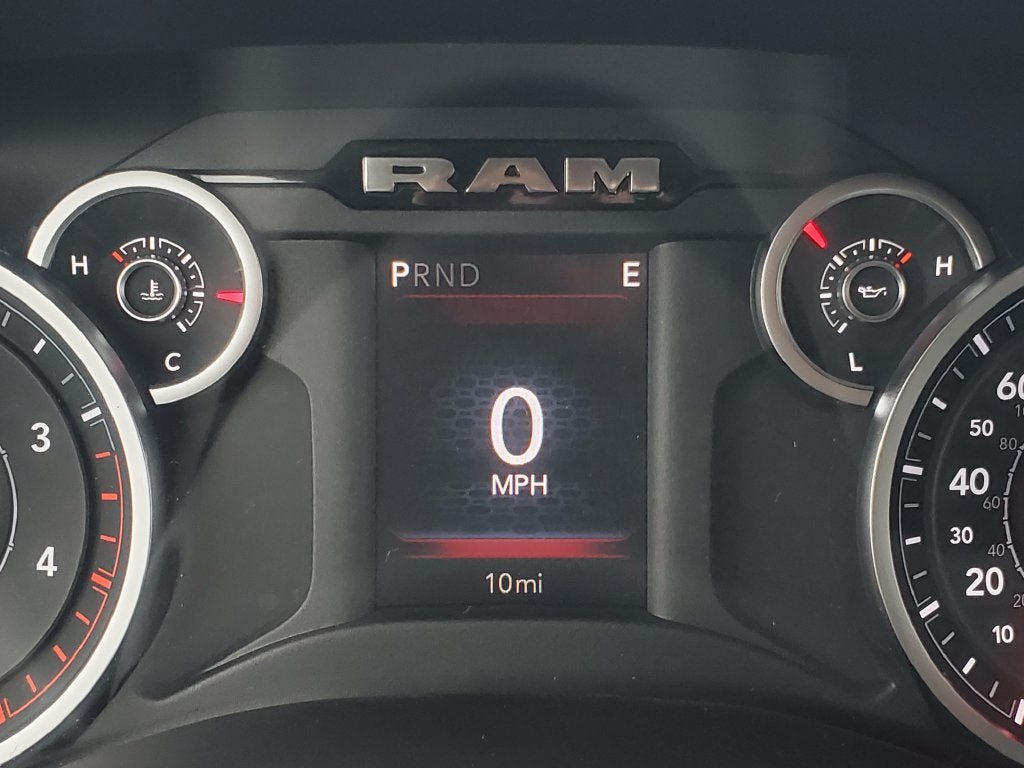 New 2027 RAM 3500 Big Horn AWD/4WD image 12